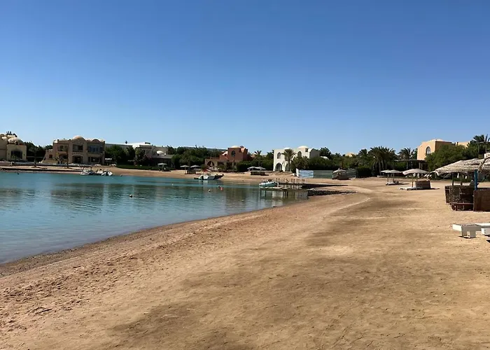2 Bedroom Ground Floor New Nubia - 2 Minutes Walk To Marina Abu Tig