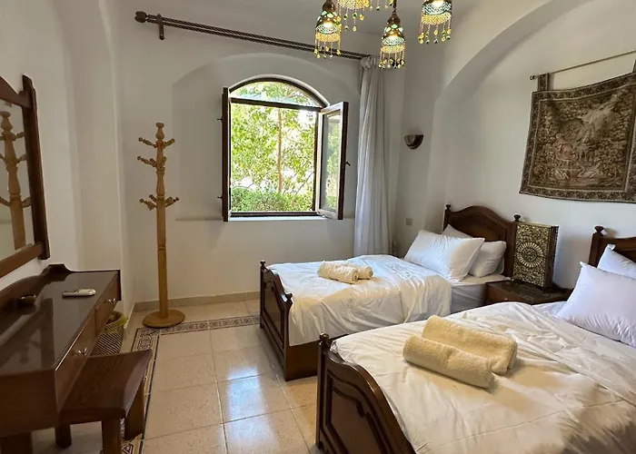 2 Bedroom Ground Floor New Nubia - 2 Minutes Walk To Marina Abu Tig Gurdaka