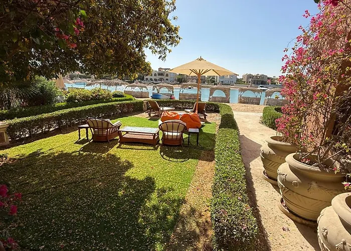 2 Bedroom Ground Floor New Nubia - 2 Minutes Walk To Marina Abu Tig