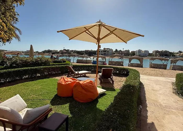 2 Bedroom Ground Floor New Nubia - 2 Minutes Walk To Marina Abu Tig